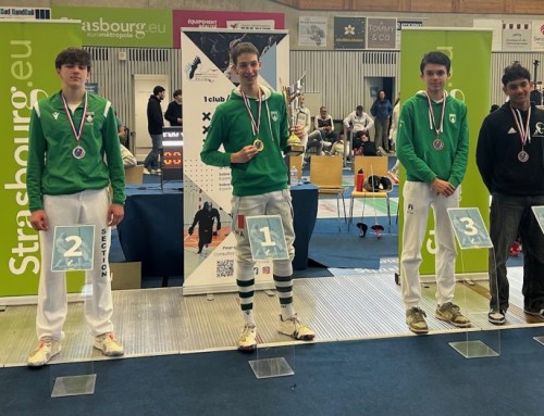 La Section sur toutes les marches des podiums